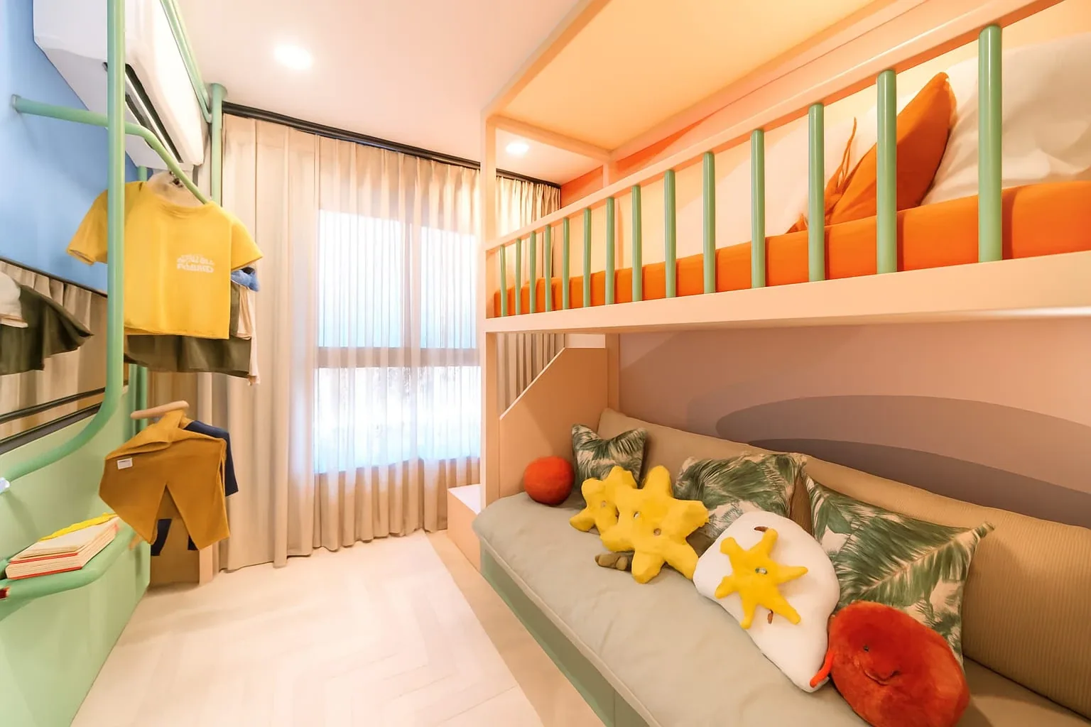 The Title Sierra: flexible room interior